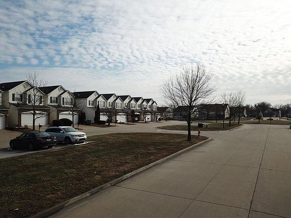 3rd image of 9622 Wilson Bridge Dr