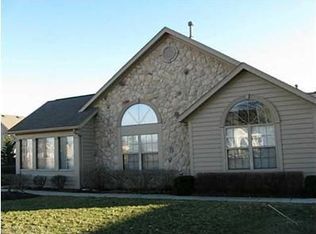3760 Stoneway Pt, Powell, OH 43065