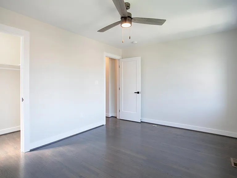 1214 Oronoco St — Photo 6