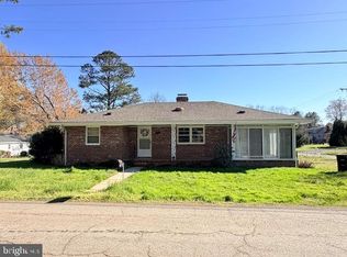 1392 Jefferson St, Boydton, VA 23917