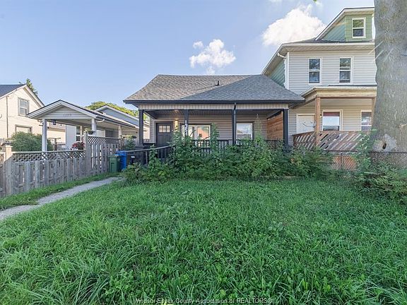 2nd image of 1354 McKay Ave