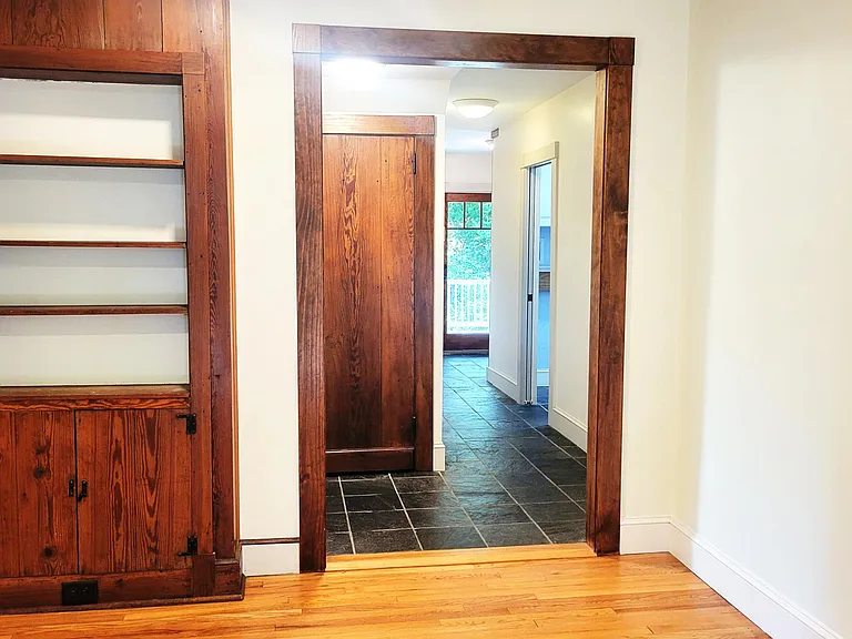 120 Country Club Cir — Photo 10