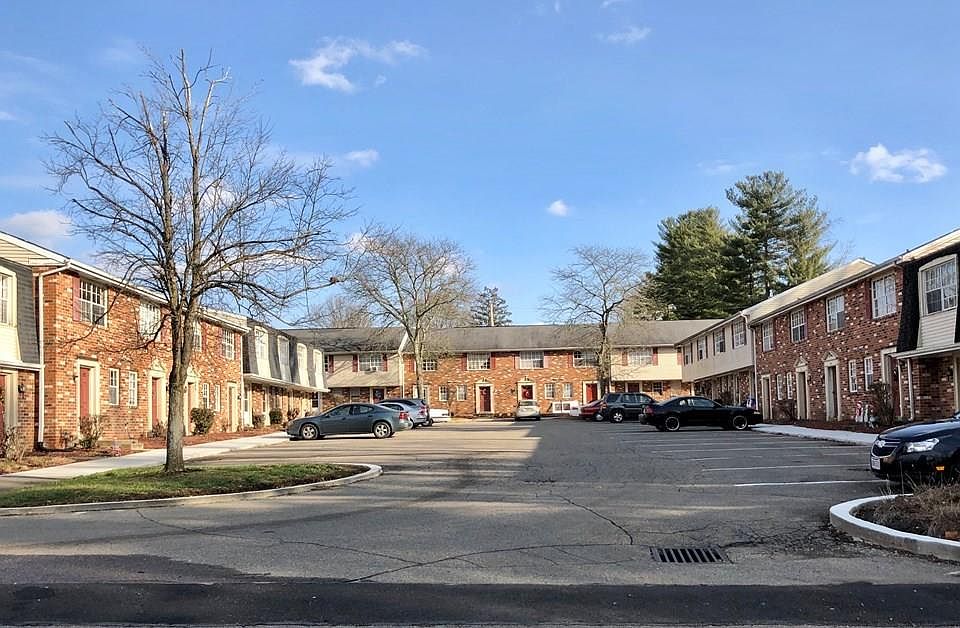 1st image of 0 Westlawn Ave
