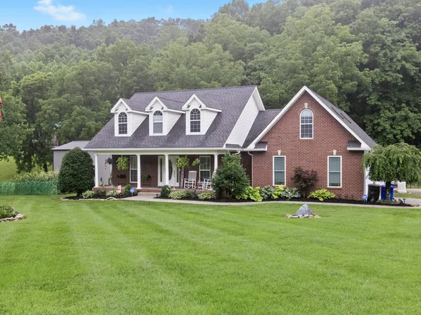 454 Campbell Hollow Rd, Bethpage, TN 37022