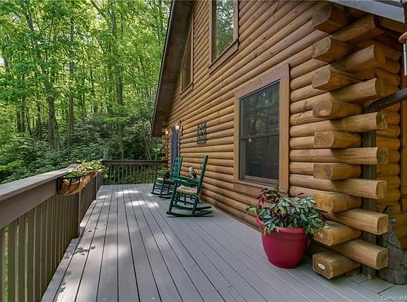 Peaceful rocking deck