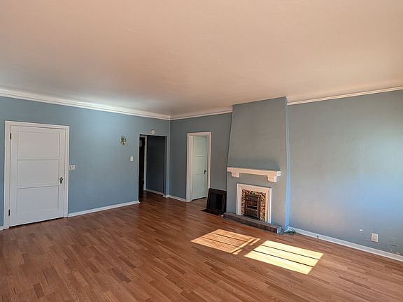 5th image of 384 Tremont Ave #101