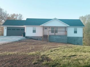 1497 Union B Rd, Clarkrange, TN 38553