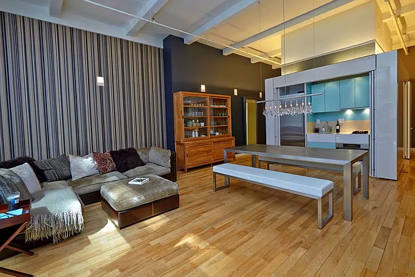 Rented by Compass | media 7