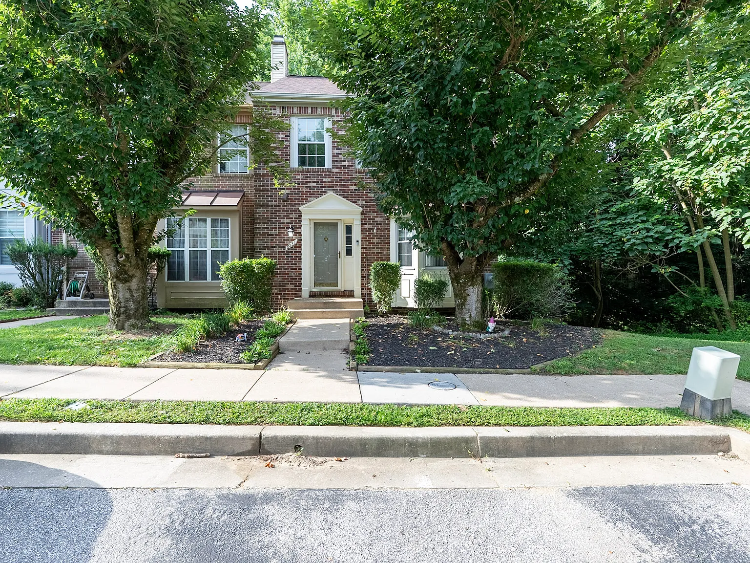 3 bed, 2251 sqft, $3,000 — Photo 2