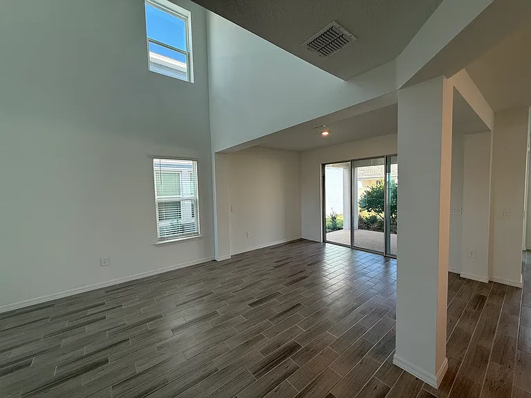 999 Ladyfish Trail St — Photo 4