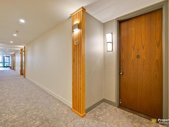 3rd image of 2140 Santa Cruz Ave APT B103