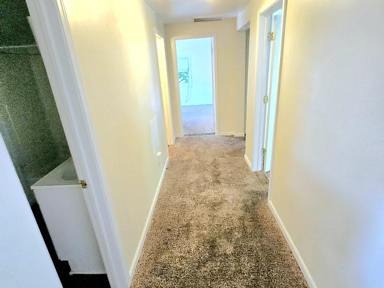 352 W 3rd St #2 — Photo 8