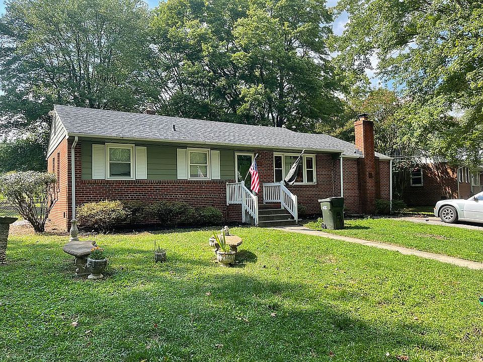 1st image of 3828 Woodmere Dr