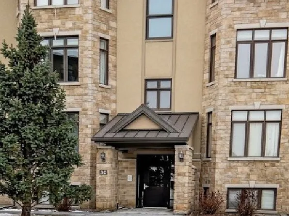 30 Prestige Cir #6, Ottawa, ON K4A 0W9