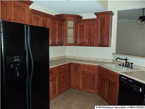 5th image of 3121 Cool Springs Dr