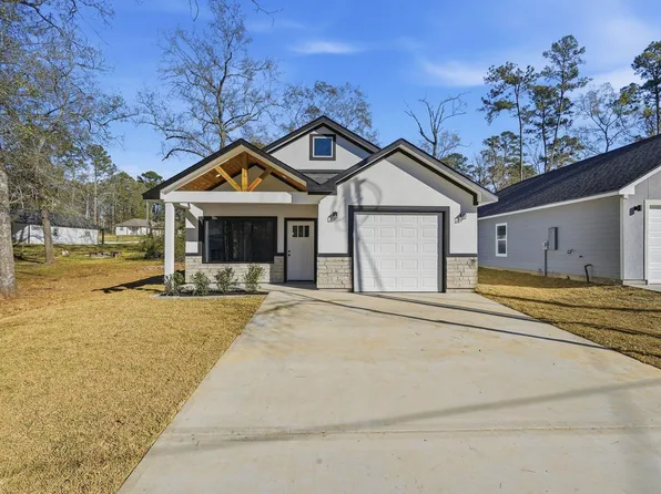 18434 Fannin Rd, Willis, TX 77378