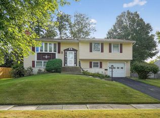 4613 Harwich Dr, Waldorf, MD 20601