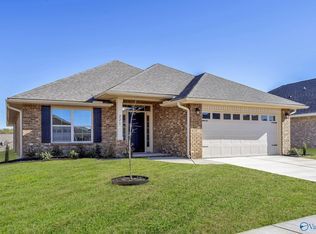 221 Gwinnett Dr, Madison, AL 35756