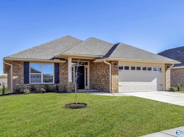 221 Gwinnett Dr, Madison, AL 35756