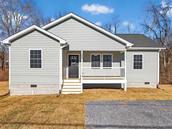 1637 A St, Waynesboro, VA 22980