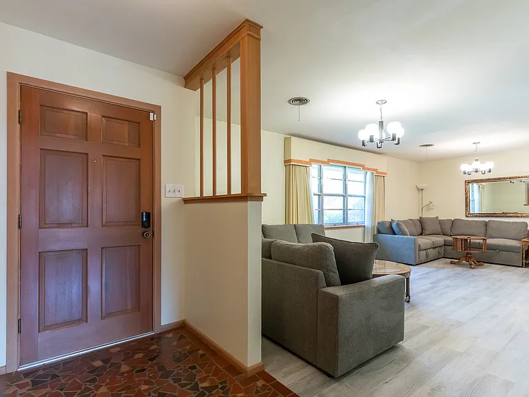 2609 Madison Ave — Photo 26