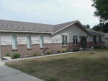 5th image of 2208 Lamont Ave NW