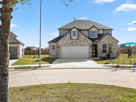 3rd image of 32407 Hamilton Crest Ct