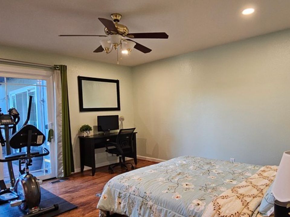 1st image of 1296 McGinness Ave