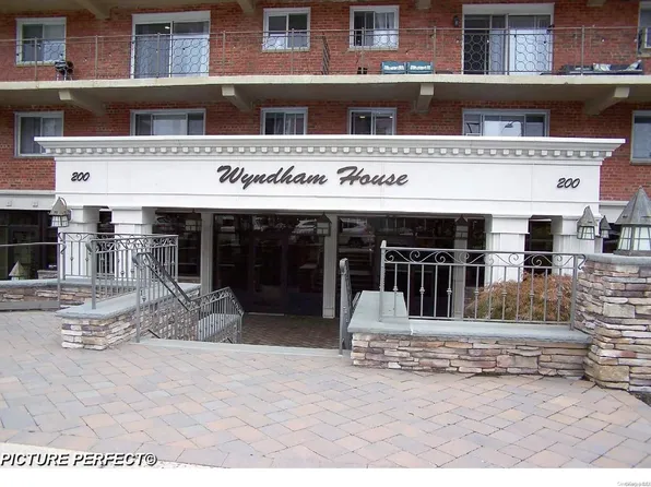 200 Atlantic Avenue #135, Lynbrook, NY 11563