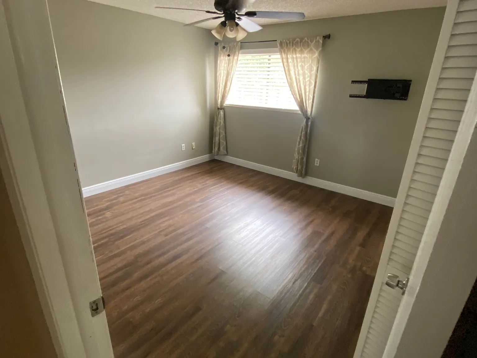 SW 124th Pl, Homestead — Photo 2
