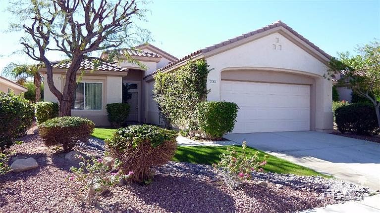1st image of 78603 Iron Bark Dr