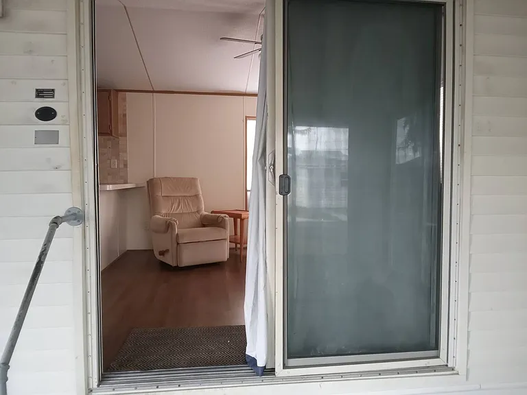 753 W Main St #26T — Photo 4