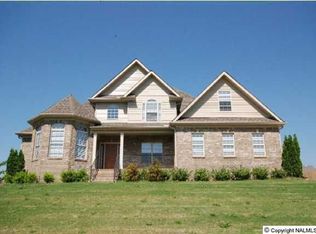 134 Sanders Dr, Huntsville, AL 35811