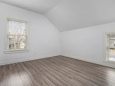 5th image of 28 Money Hill Rd