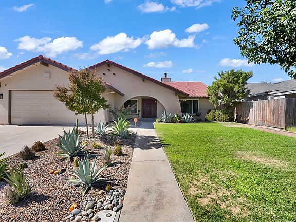 2nd image of 3813 Tumbleweed Ct