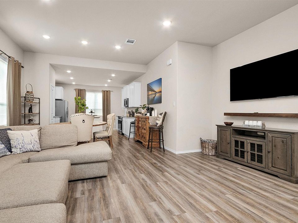 1st image of 710 Crystal River Rd