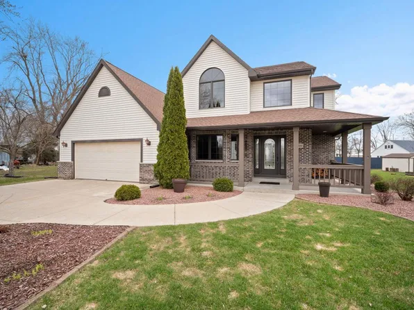 17311 West Todd COURT, New Berlin, WI 53146