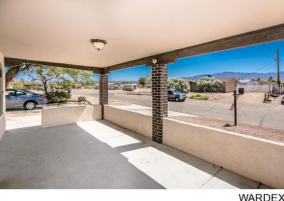5th image of 3705 Garnet Dr