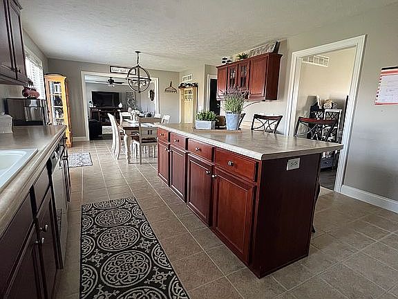 4th image of 9221 Harlie Ct