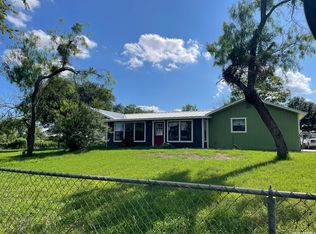 2126 CHURCH RD, Seguin, TX 78155