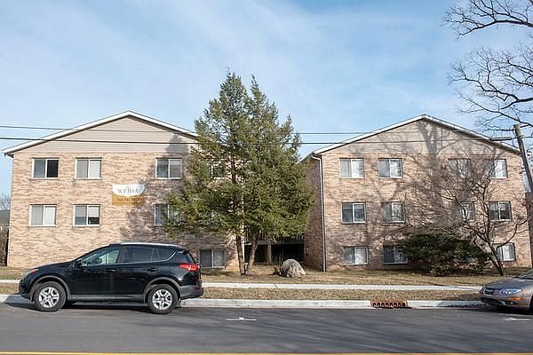 1st image of 350 S Chauncey Ave APT 18