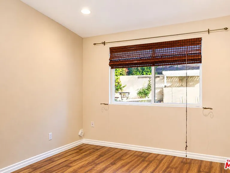 23018 Bigler St — Photo 14