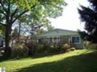 5203 Sumac Trl, Lupton, MI 48635