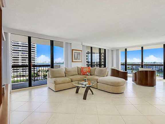 4th image of 108 Lakeshore Dr APT 841