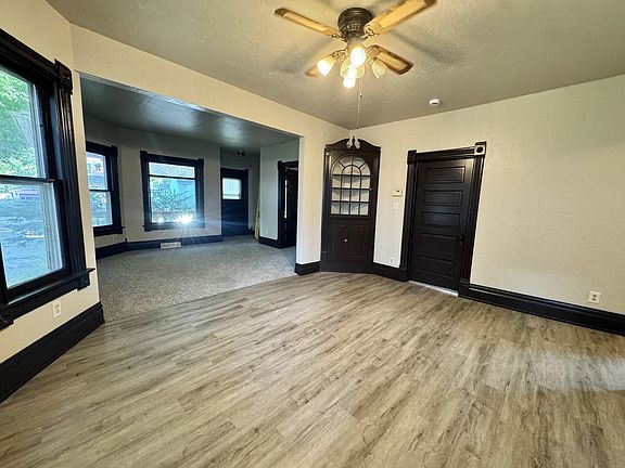 4th image of 714 11th Ave