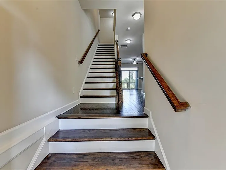4307 Tacoma Trce — Photo 2