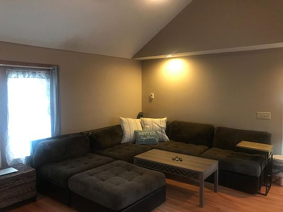4th image of 473 Chapel St APT C