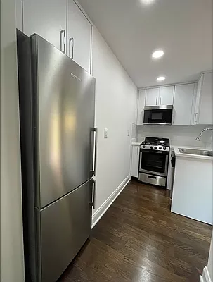 Rented by Douglas Elliman | media 5