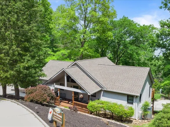 334 Little Buck Ln, La Follette, TN 37766