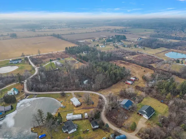 4854 Bluewater Dr, Otter Lake, MI 48464